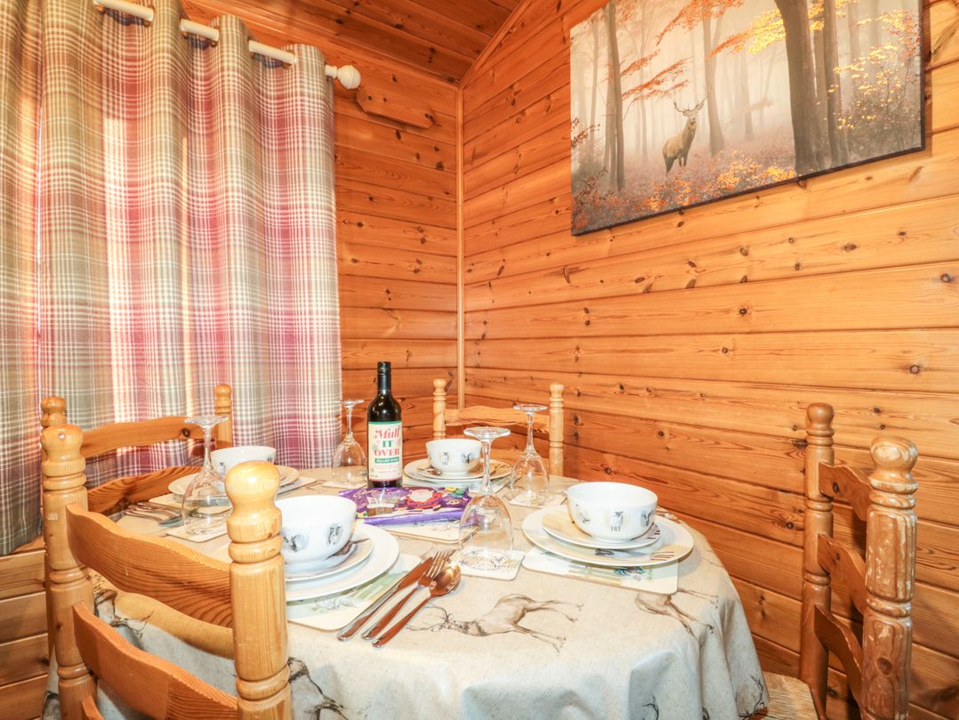 Holly Lodge