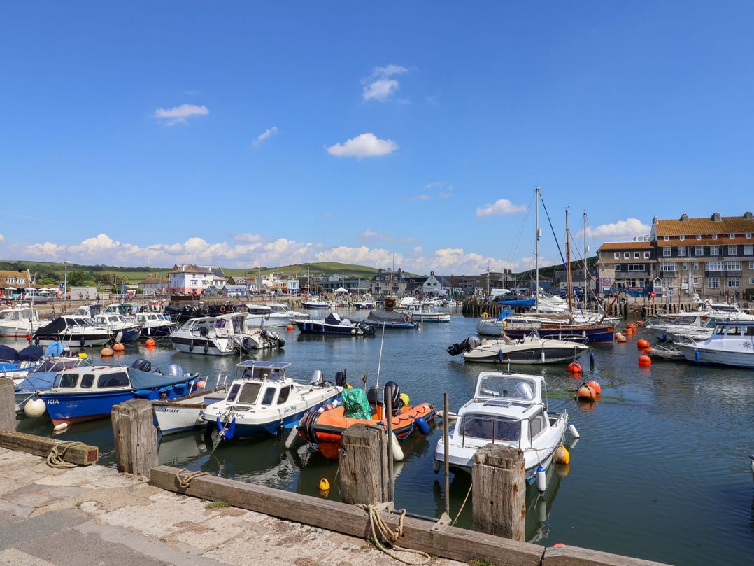 West Bay Holiday Home