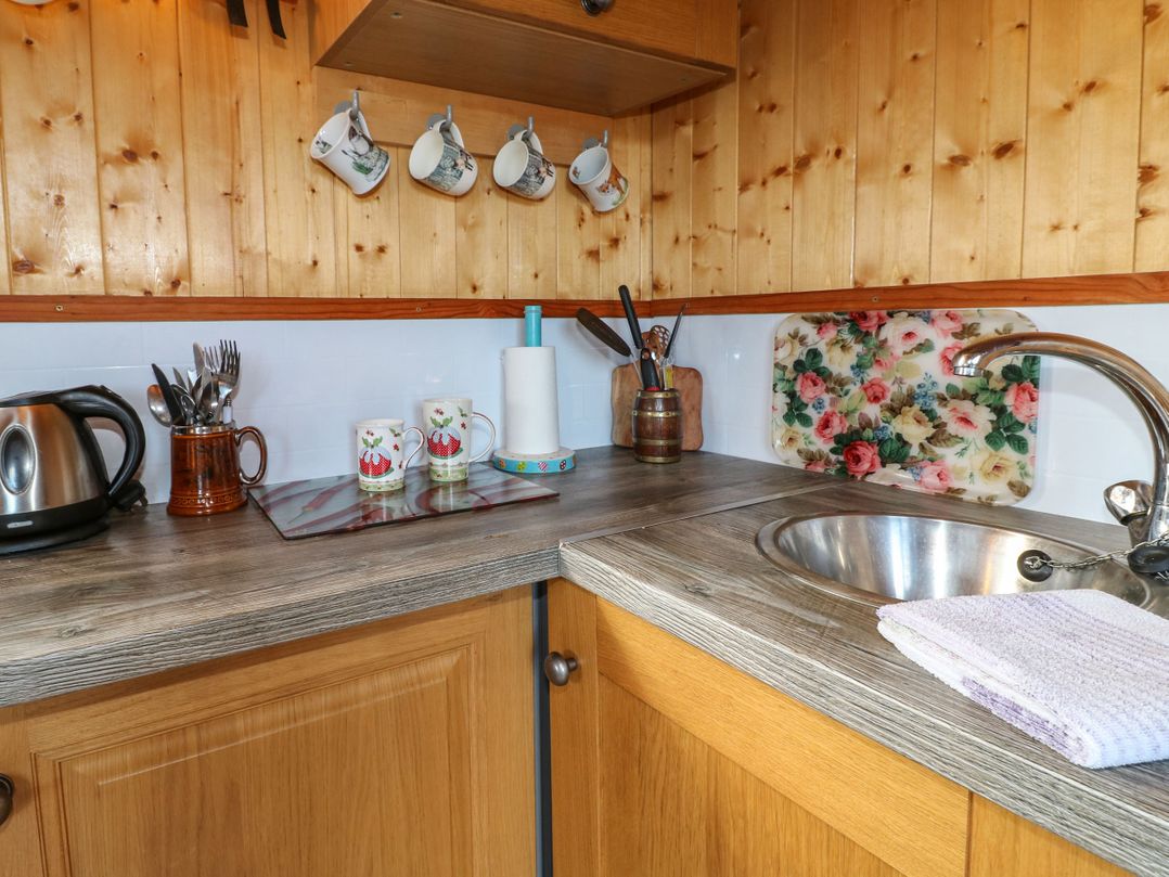 Packhorse Shepherd’s Hut