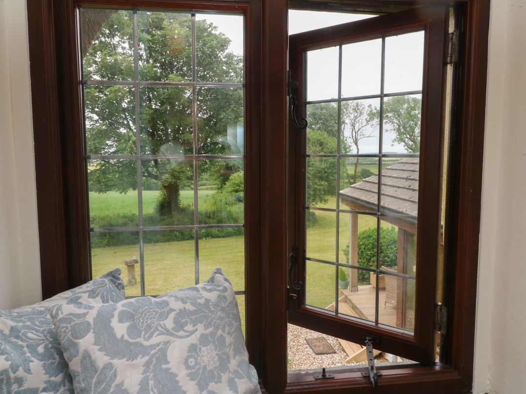 South Honeycroft Thatch