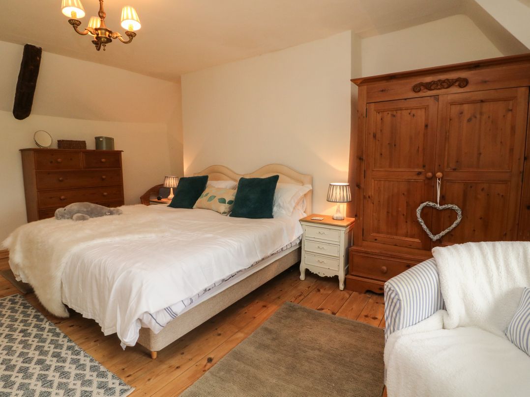 South Honeycroft Thatch