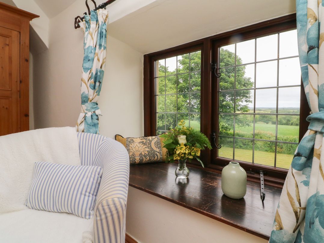 South Honeycroft Thatch