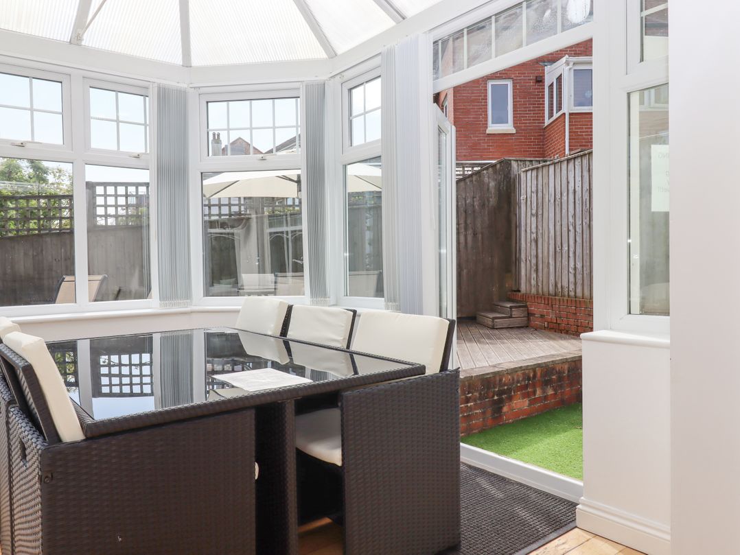 Flat 2 Channel View