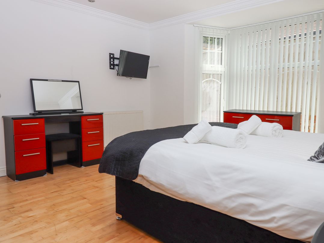 Flat 2 Channel View