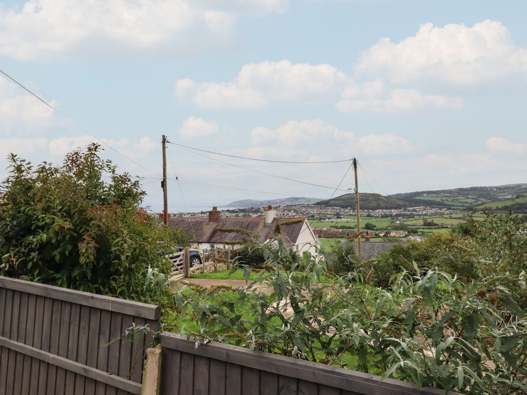 Bryn Cae