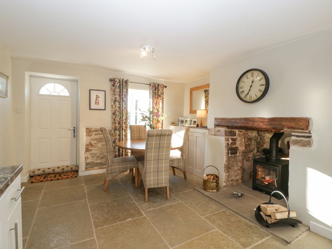 1 Tump Cottages