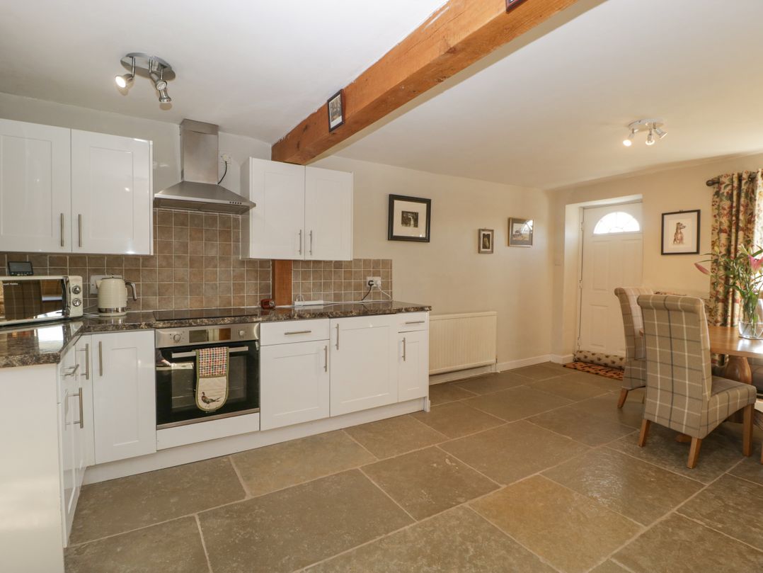 1 Tump Cottages