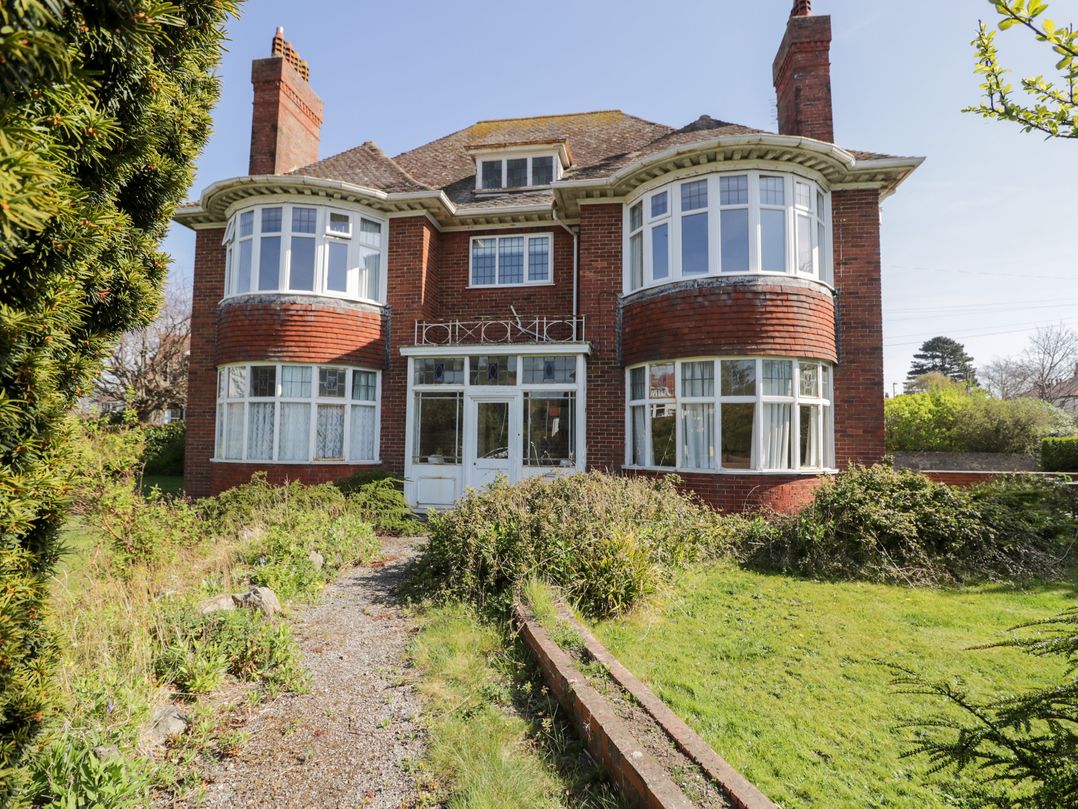 Dog friendly cottage in Rhos-on-Sea, Conwy - Sleeps 6