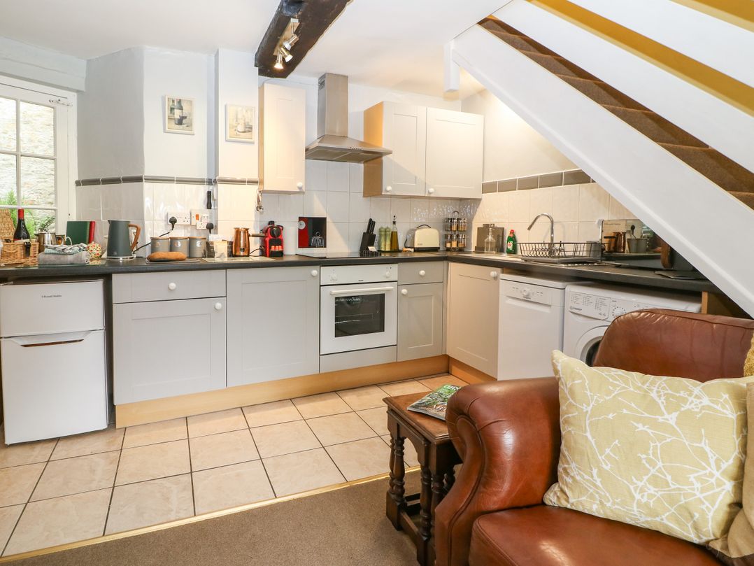 Coln Cottage