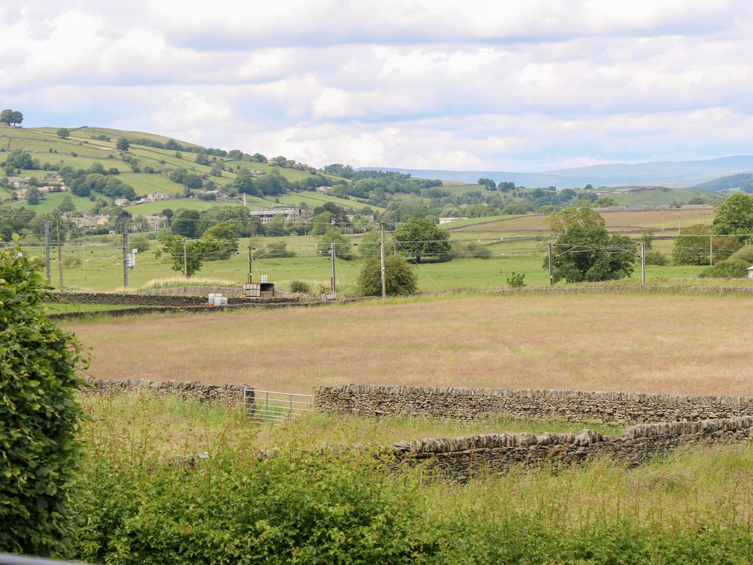 Farnhill View