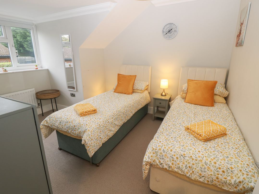 Rookley Lake Cottage