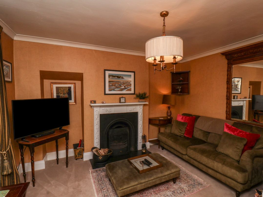 Sixpence Cottage