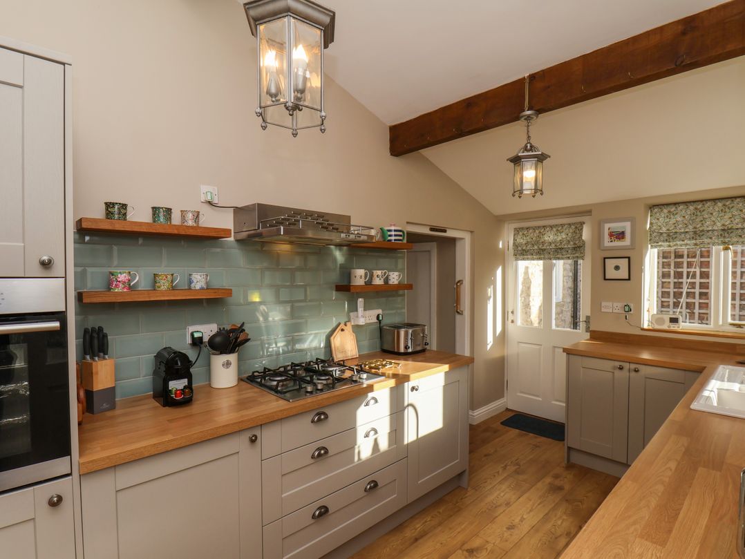 Sixpence Cottage