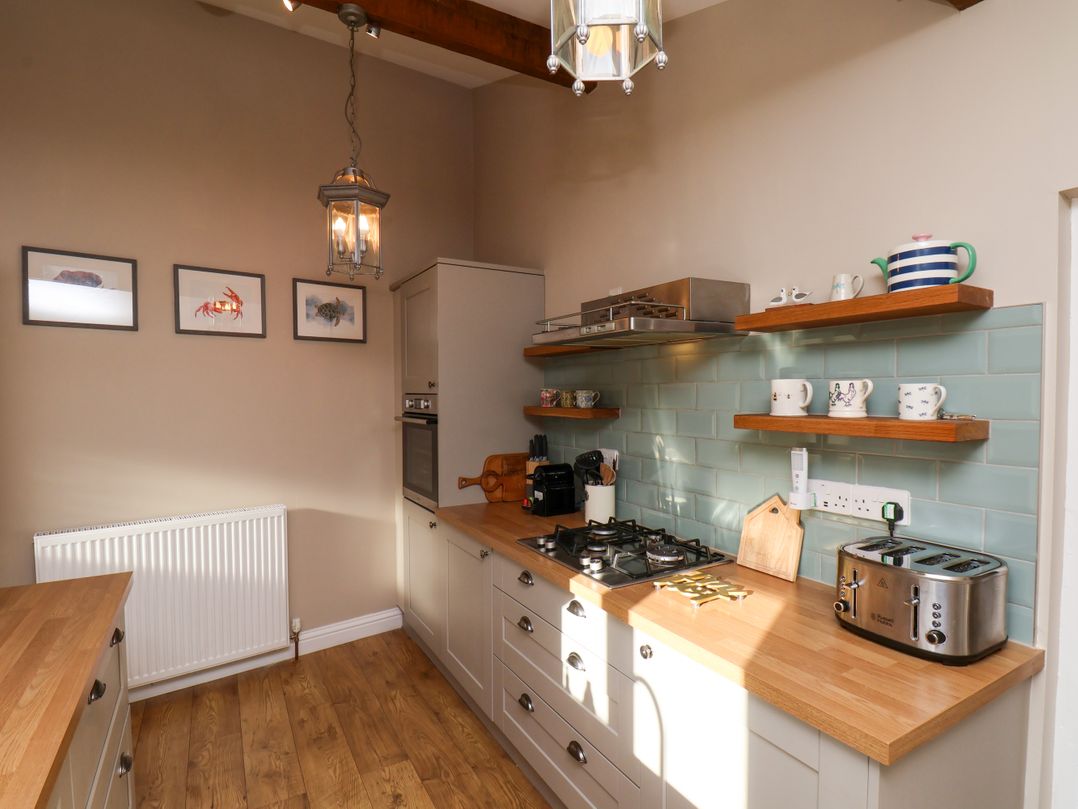 Sixpence Cottage