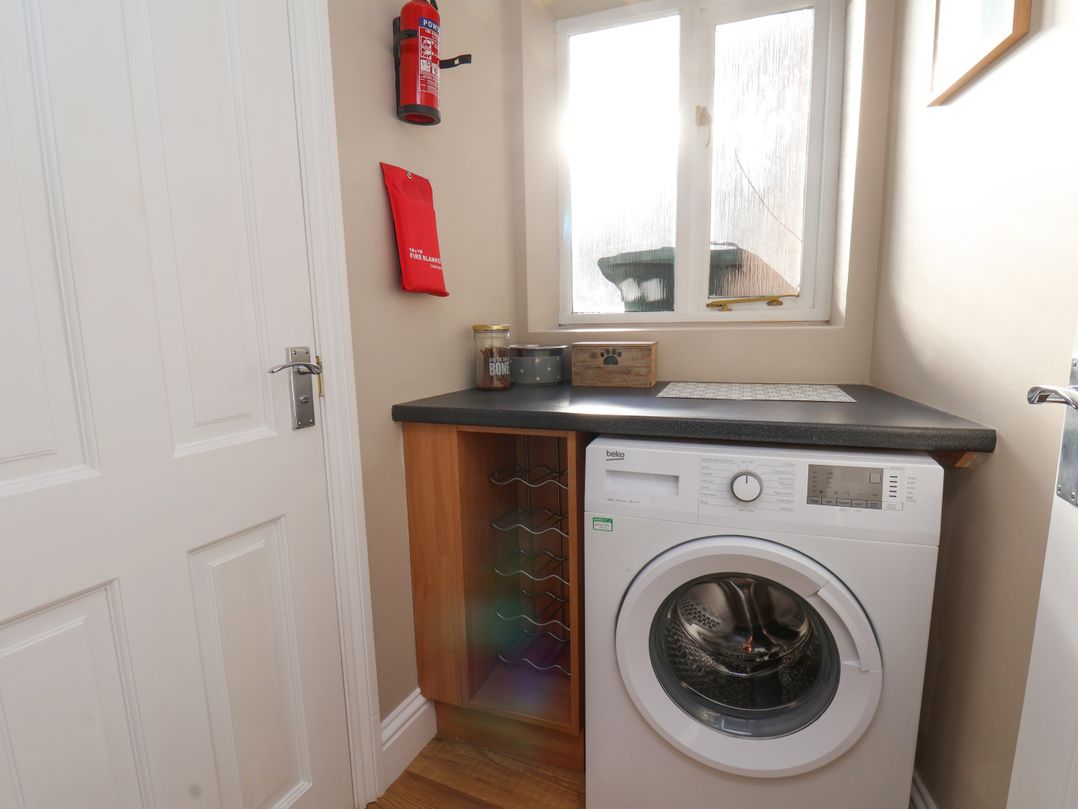Sixpence Cottage