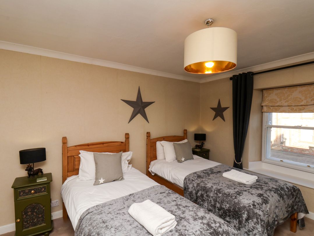 Sixpence Cottage