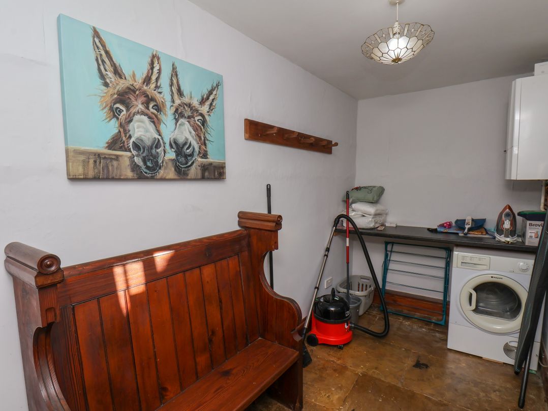 Sixpence Cottage