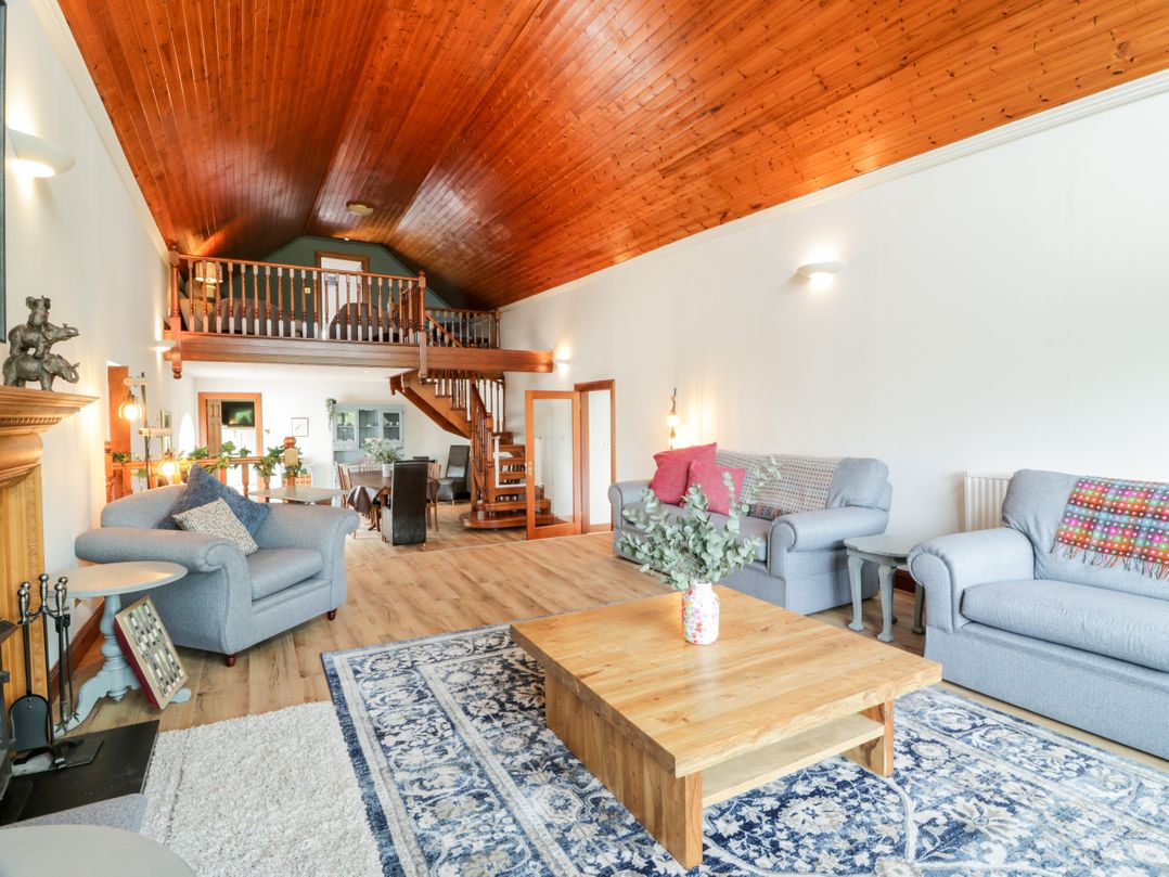 Shieldhill Farm House