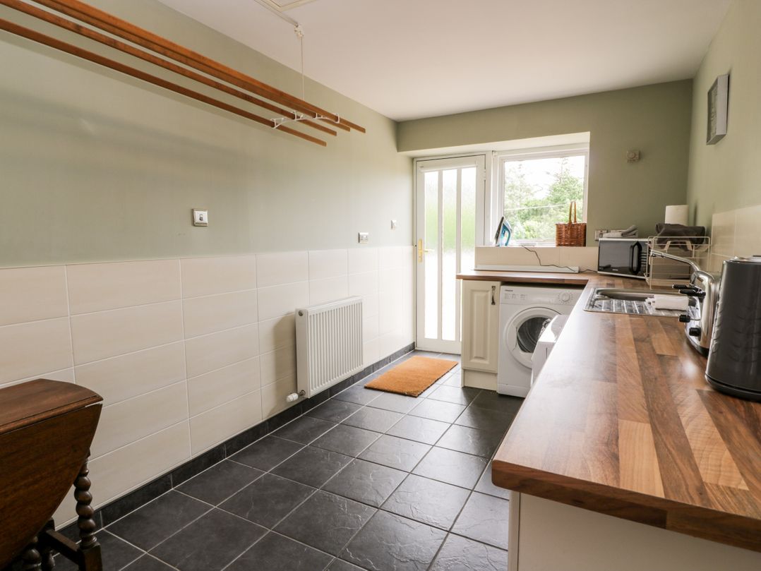 Shieldhill Farm House