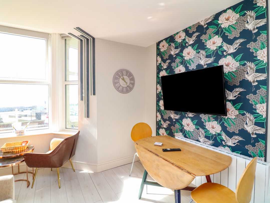 Apt 4 @ Hunter's Quay