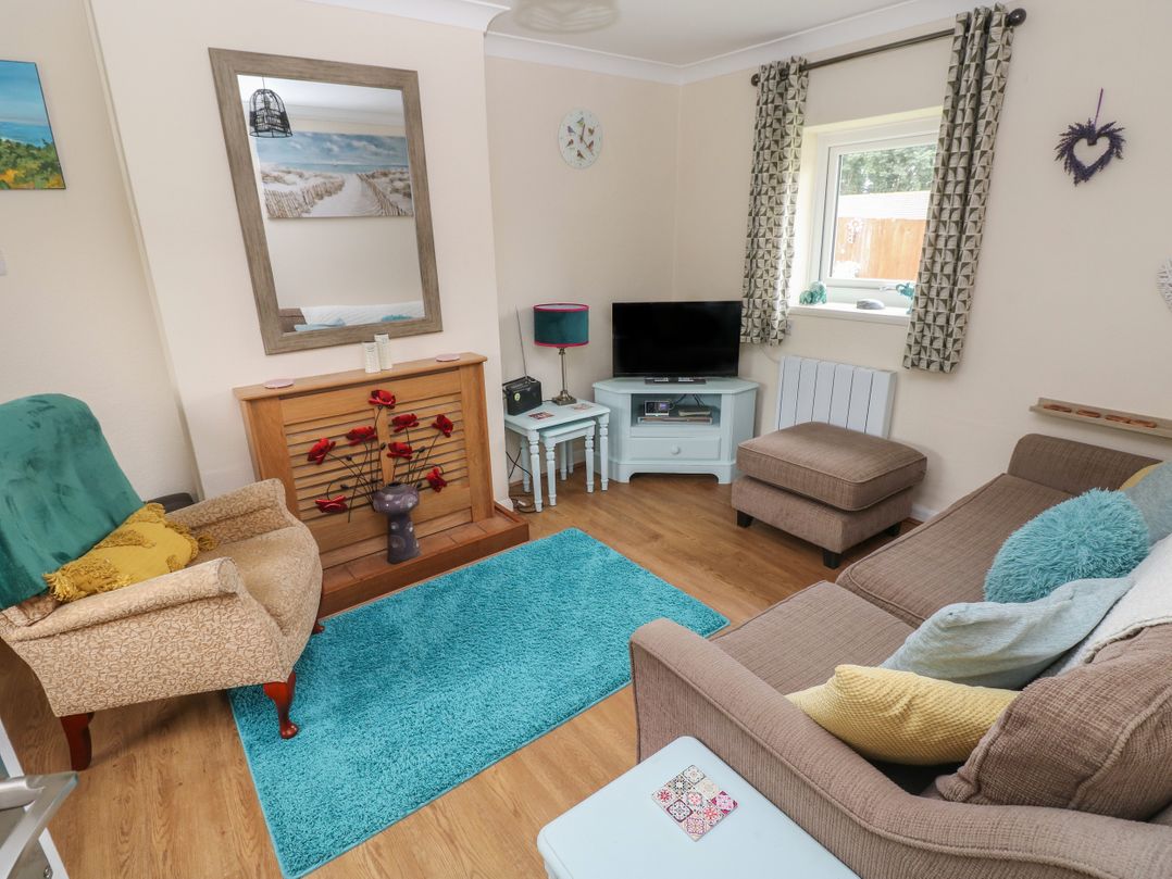 4 Honeyborough Farm Cottages