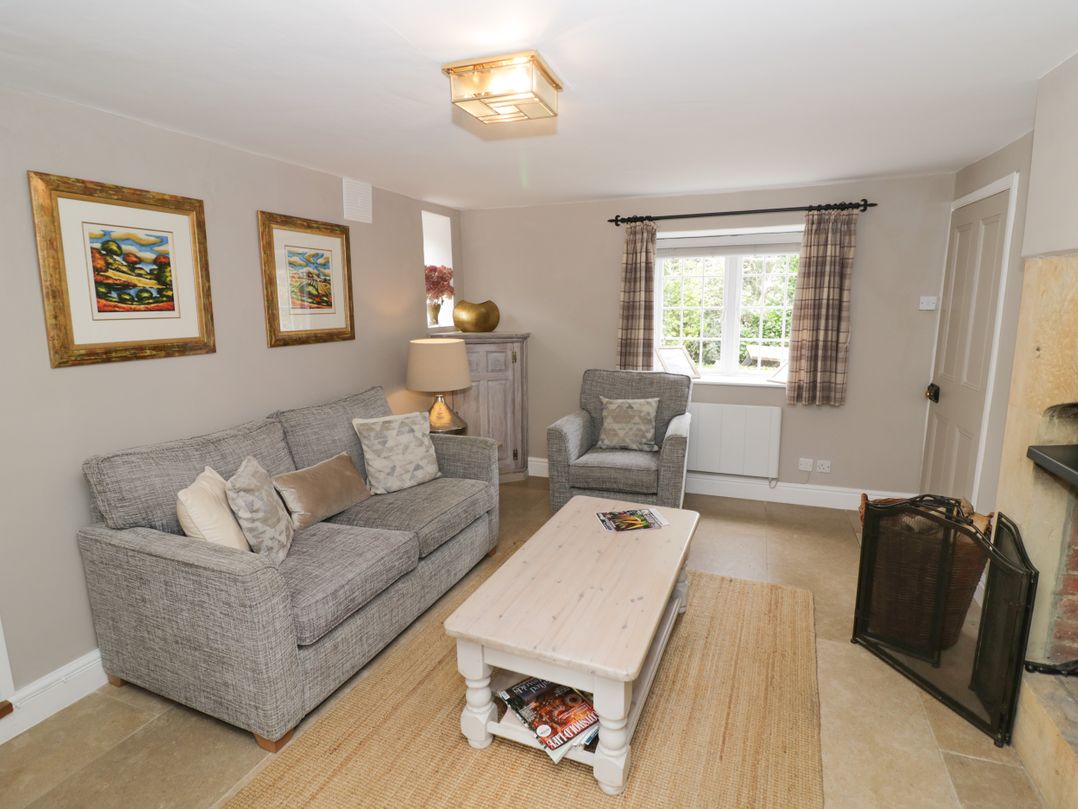 Jackdaw Cottage