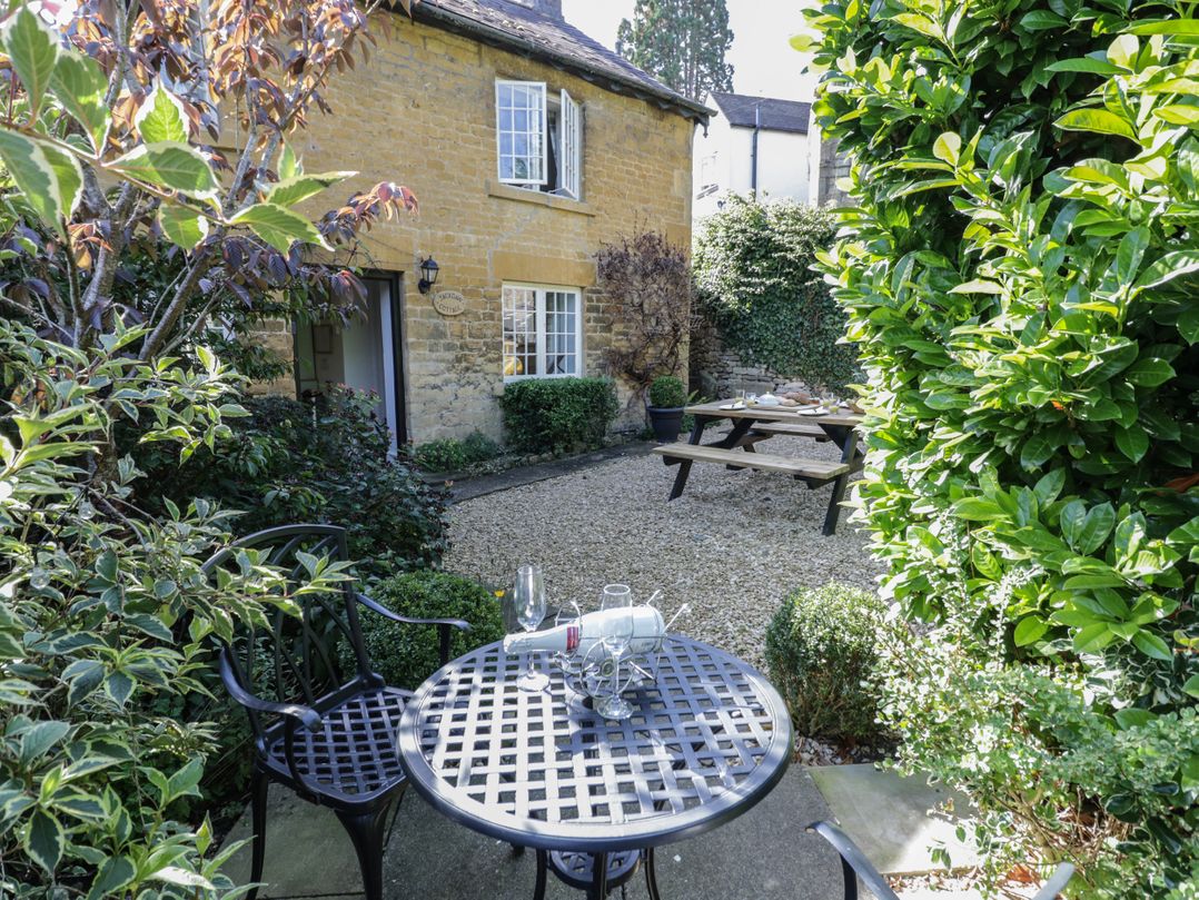 Jackdaw Cottage