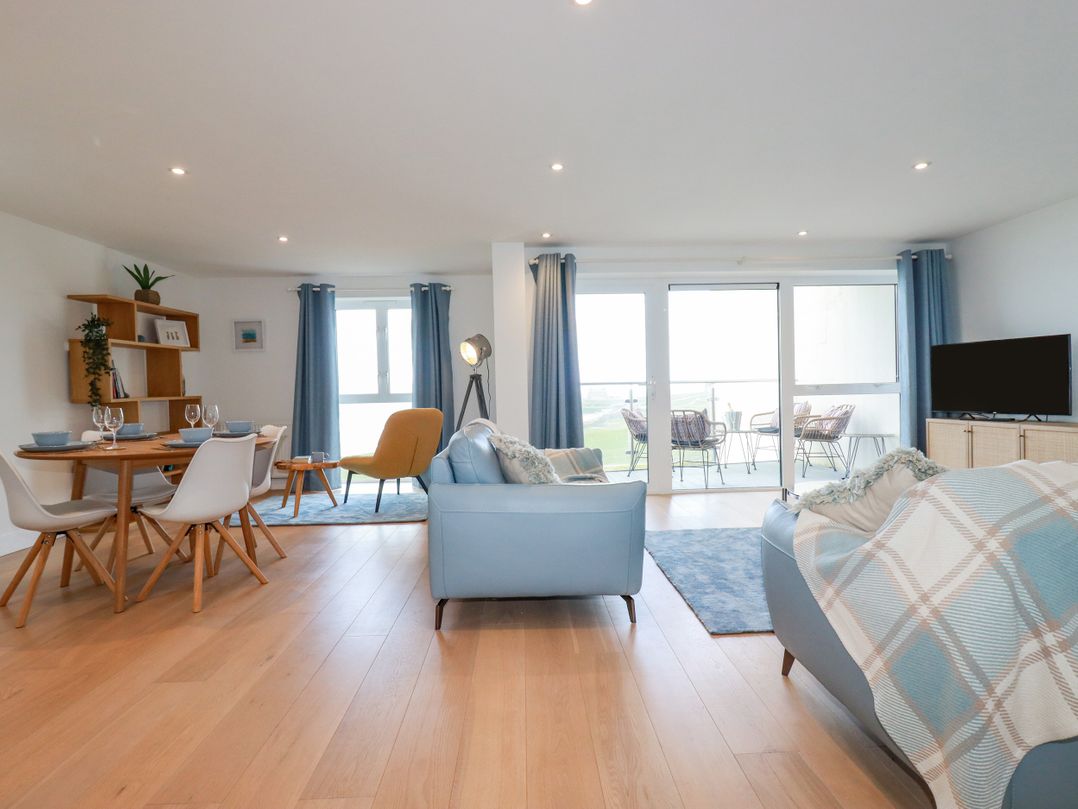 Fistral Retreat