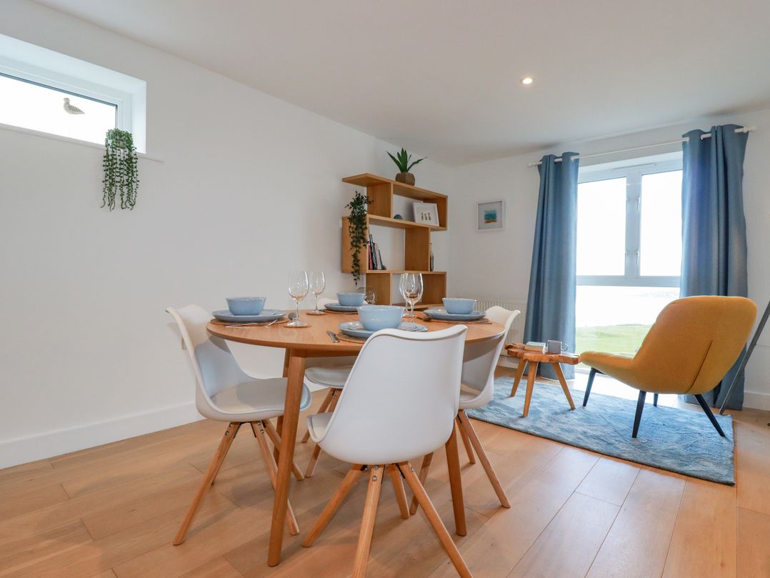 Fistral Retreat