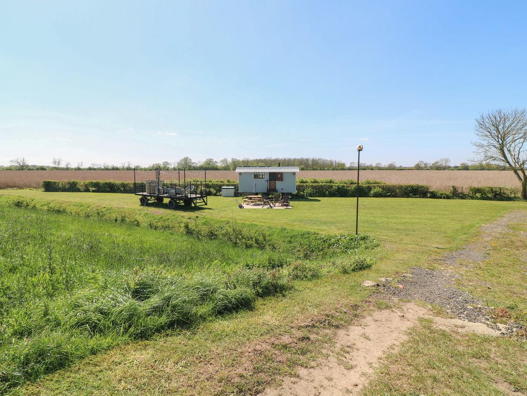 Sweet Caroline Shepherd’s Hut