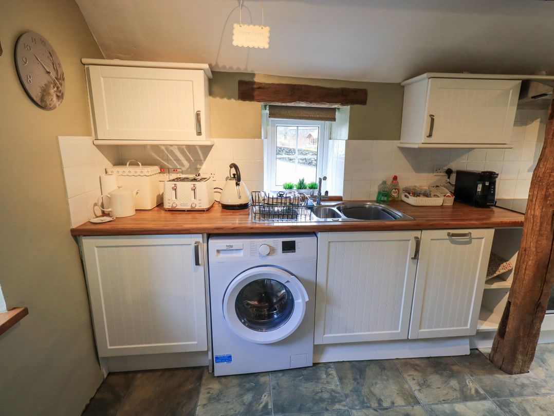 Jacky Garth Cottage