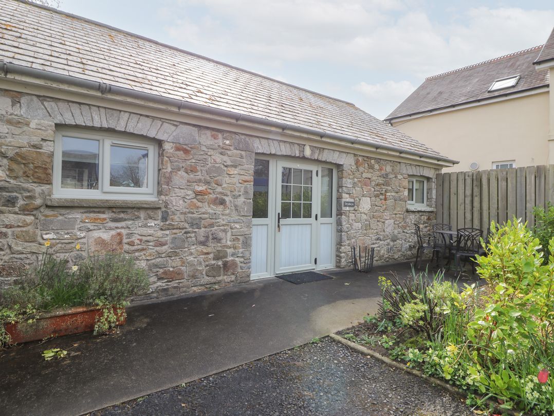 Dryslwyn Cottage, Llandeilo - Sleeps 4 guests