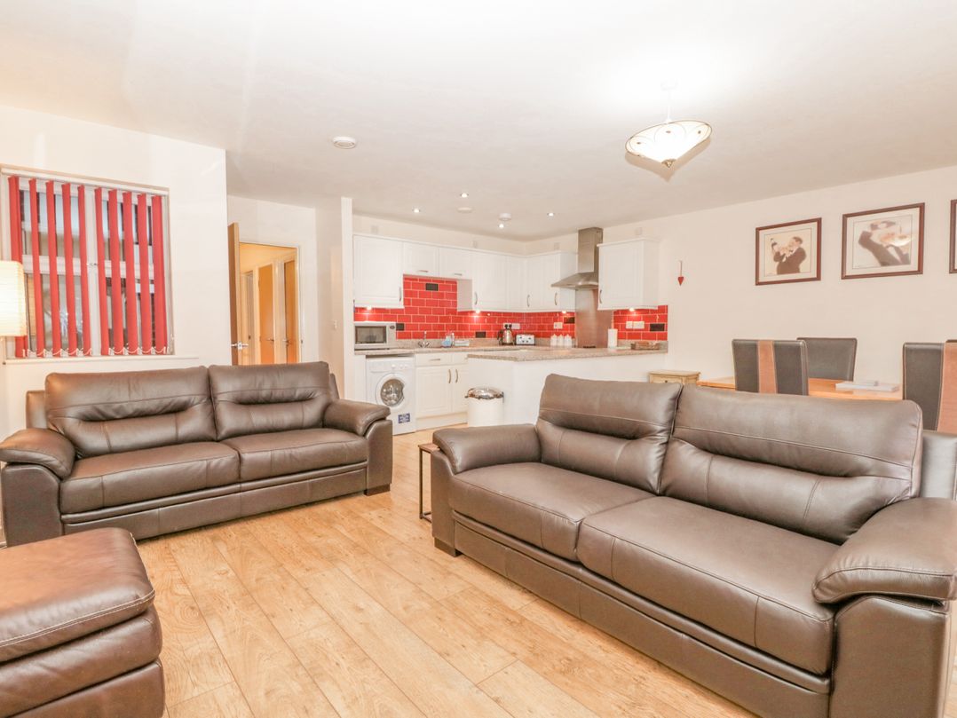 Apartment 1, 19 Cleveland Terrace