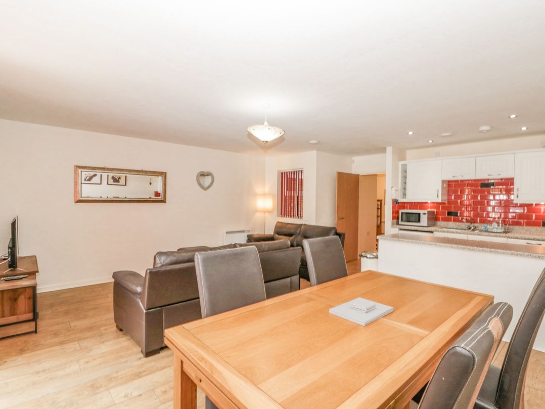 Apartment 1, 19 Cleveland Terrace