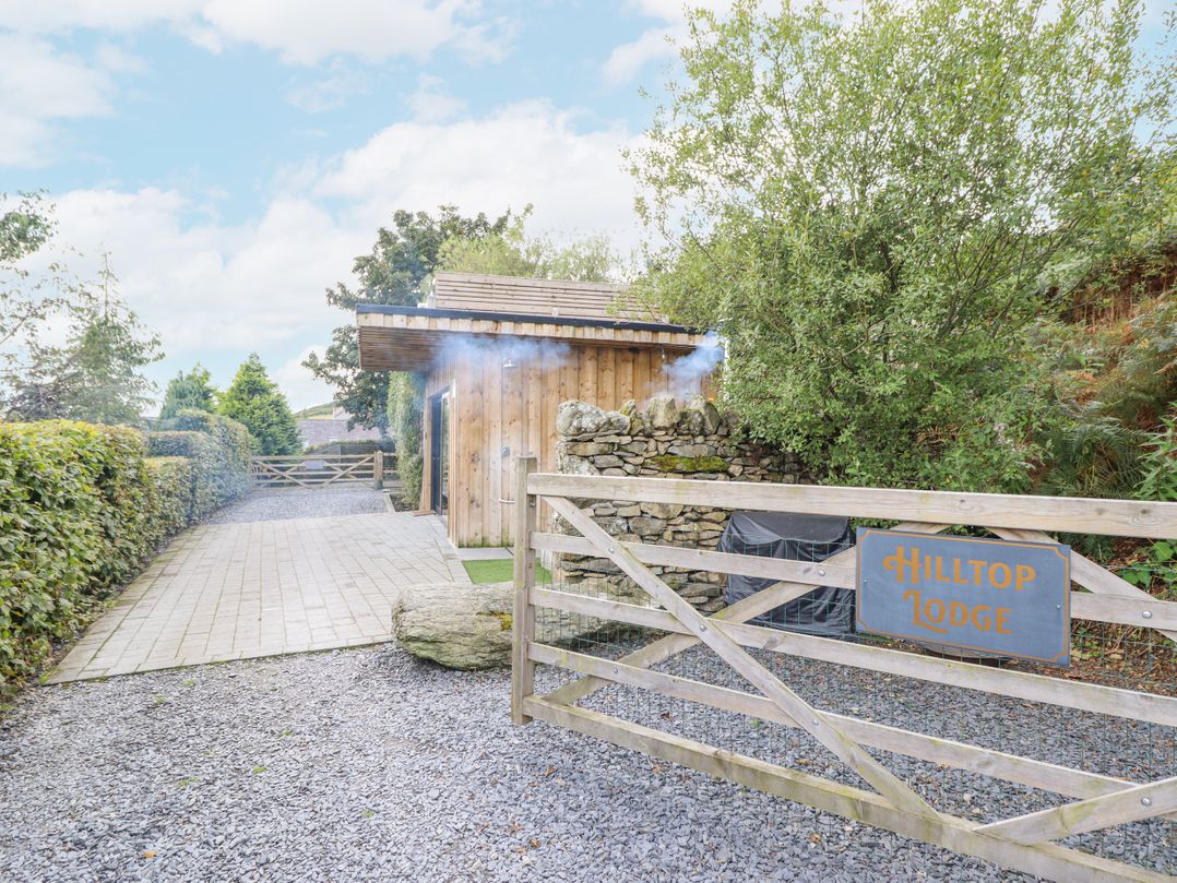Hilltop Lodge