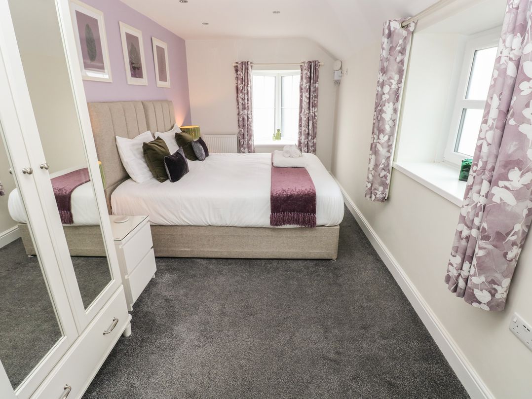 Teifi Villa