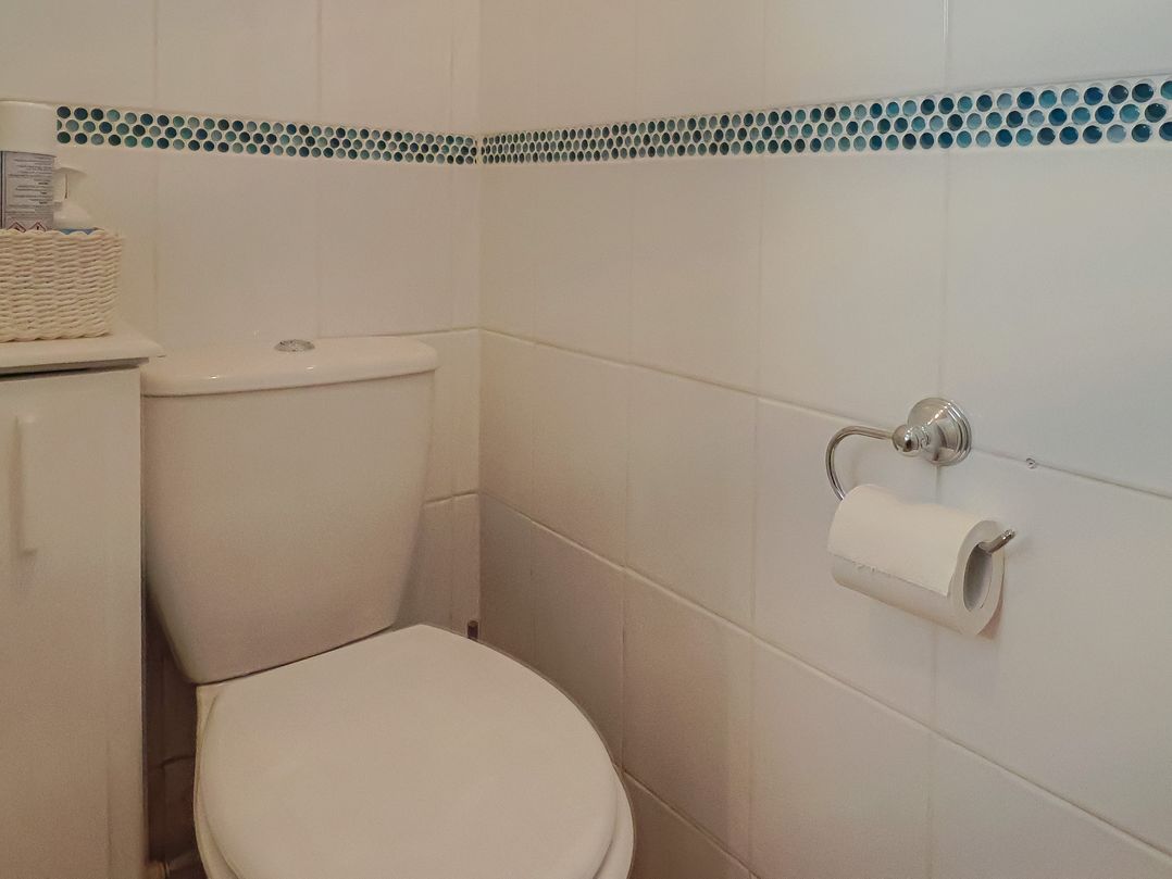 Flat F Bay House