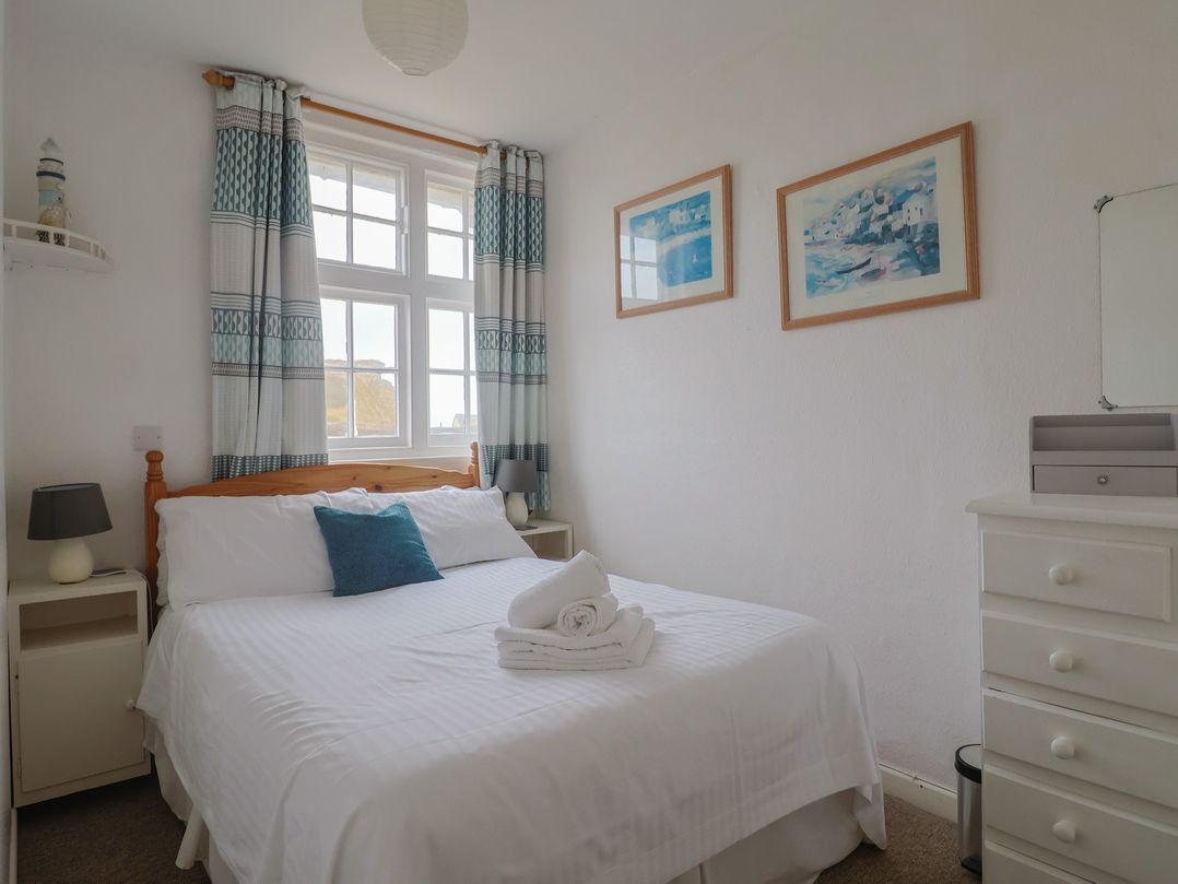 Flat F Bay House