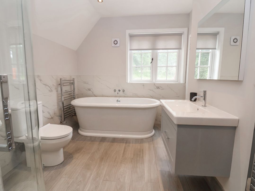1 Golf Links Cottages