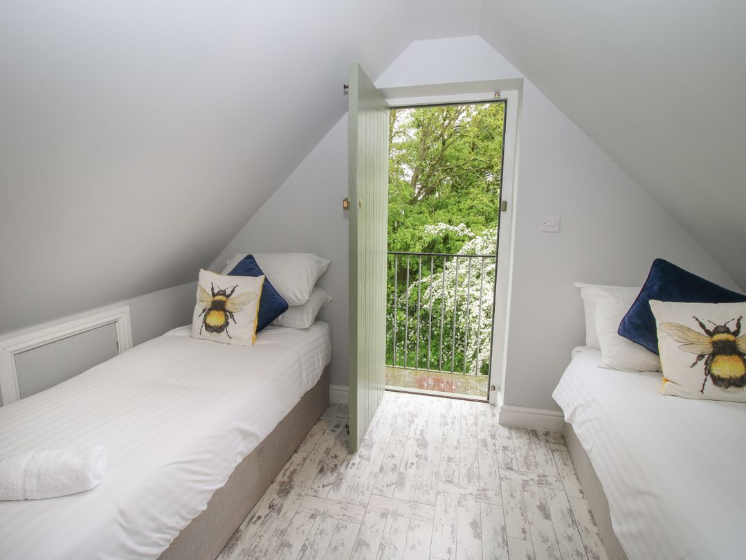 Thimble Cottage
