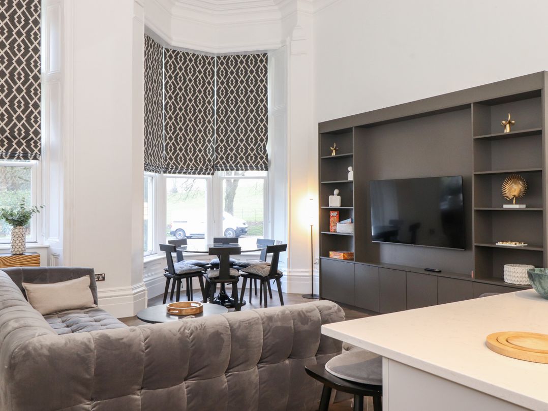 Rowley House at Stone Cross Mansion