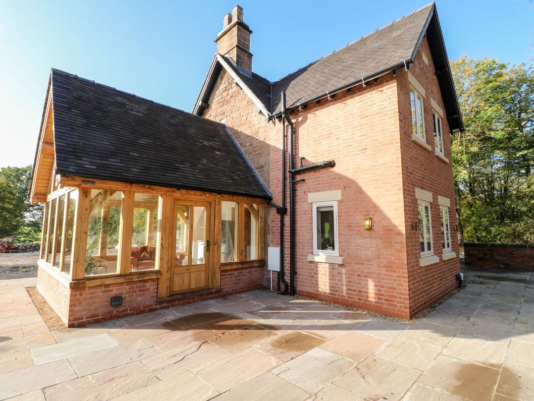 Woodland Lodge