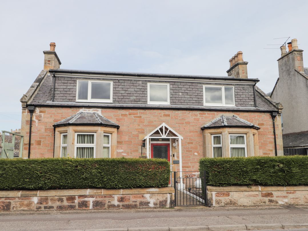 16a Fairfield Road