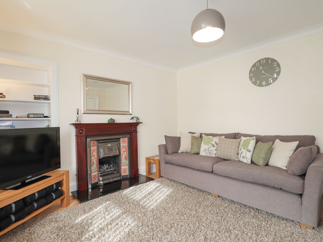 16a Fairfield Road