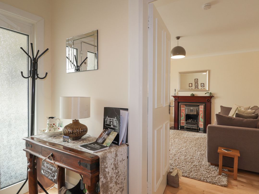 16a Fairfield Road