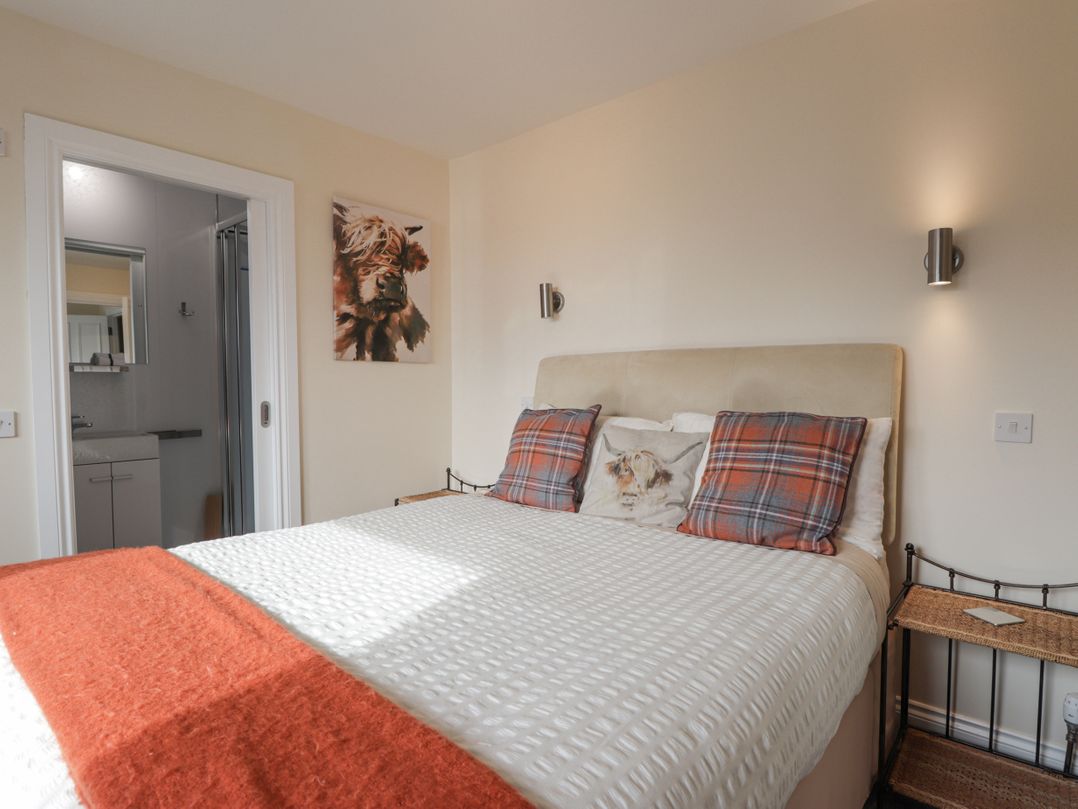 16a Fairfield Road