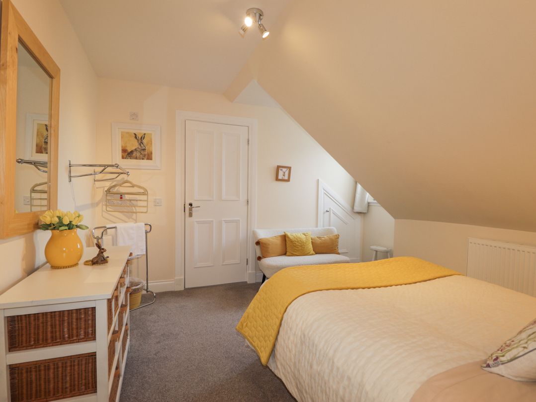 16a Fairfield Road