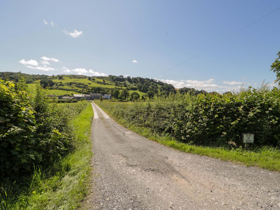 Plas Glan Yr Afon