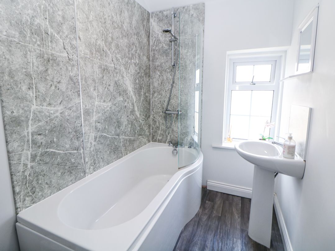 15 South Avenue Mews