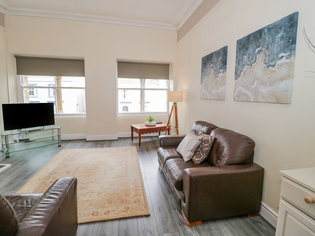 Gerrard House Apartment